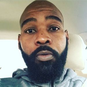 Meet your Posher, Ebbie